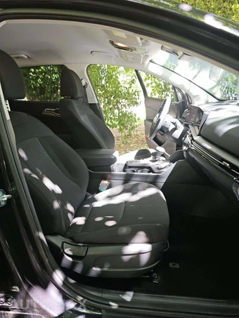 2026 Kia Sportage LX - miniatura 15