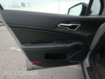 2026 Kia Sportage X-Line - miniatura 9