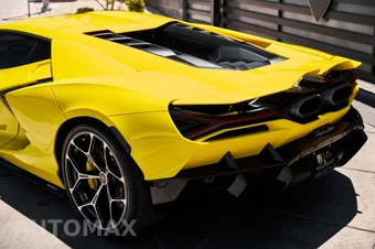 2026 Lamborghini Revuelto - miniatura 8