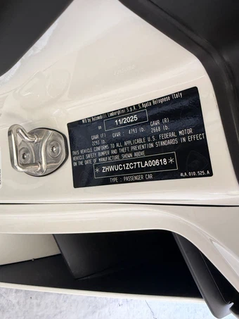 2026 Lamborghini Temerario - miniatura 27