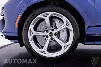 2026 Lamborghini Urus SE - miniatura 3