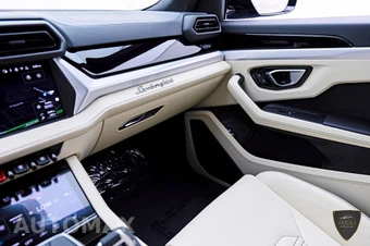 2026 Lamborghini Urus SE - miniatura 97