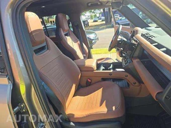 2026 Land Rover Defender 110 OCTA – miniatura 19