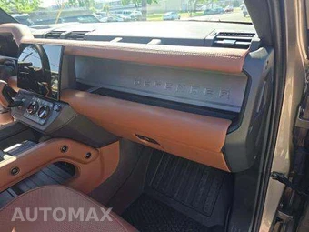 2026 Land Rover Defender 110 OCTA – miniatura 20
