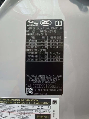 2026 Land Rover Defender 110 OCTA – miniatura 5