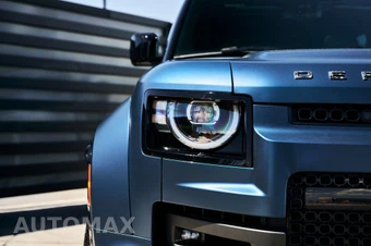 2026 Land Rover Defender 110 OCTA – miniatura 10