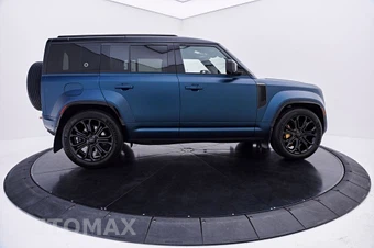 2026 Land Rover Defender 110 OCTA – miniatura 18