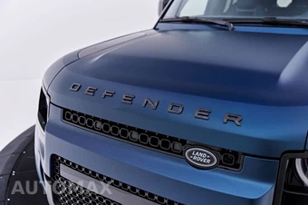 2026 Land Rover Defender 110 OCTA – miniatura 23