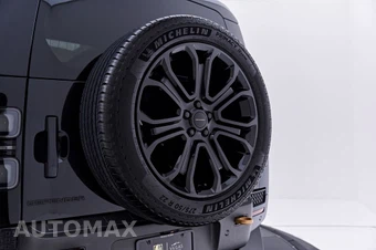 2026 Land Rover Defender 110 OCTA – miniatura 29