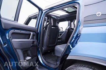 2026 Land Rover Defender 110 OCTA – miniatura 42