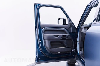 2026 Land Rover Defender 110 OCTA – miniatura 43
