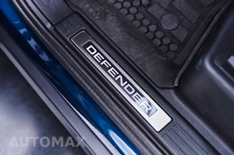2026 Land Rover Defender 110 OCTA – miniatura 49