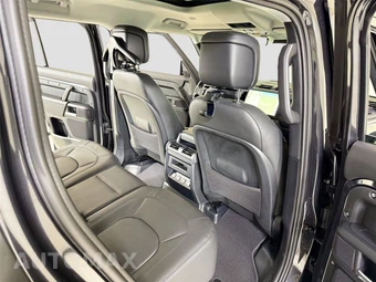 2026 Land Rover Defender 110 X-Dynamic SE - miniatura 25