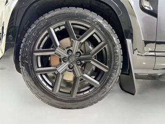 2026 Land Rover Defender 110 X-Dynamic SE - miniatura 40