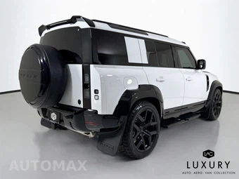2026 Land Rover Defender 110 X-Dynamic SE - miniatura 6