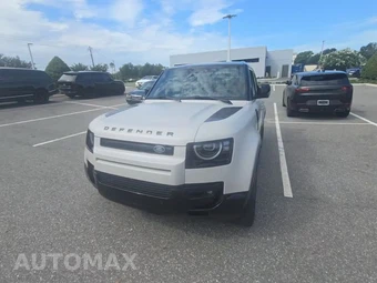 2026 Land Rover Defender 110 X-Dynamic SE