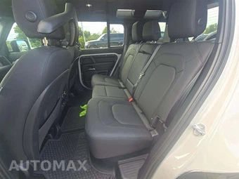 2026 Land Rover Defender 110 X-Dynamic SE - miniatura 10