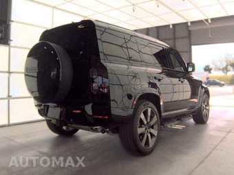 2026 Land Rover Defender 110 X - miniatura 5