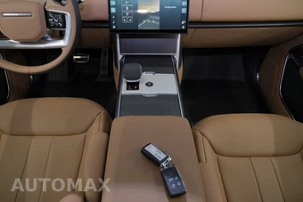 2026 Land Rover Range Rover SE LWB w/7-Passenger Seating - miniatura 9