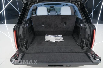 2026 Land Rover Range Rover SE LWB w/7-Passenger Seating - miniatura 16