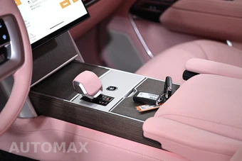2026 Land Rover Range Rover SE LWB w/7-Passenger Seating - miniatura 38