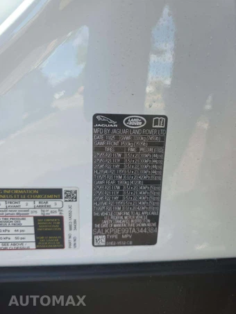 2026 Land Rover Range Rover SE – miniatura 2