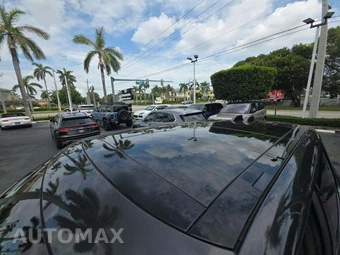 2026 Land Rover Range Rover SE - miniatura 12