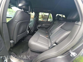 2026 Land Rover Range Rover SE - miniatura 13