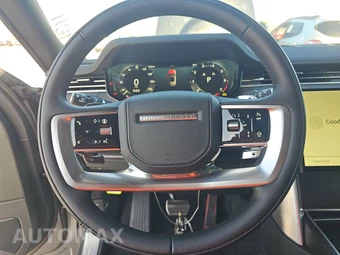 2026 Land Rover Range Rover SE – miniatura 10