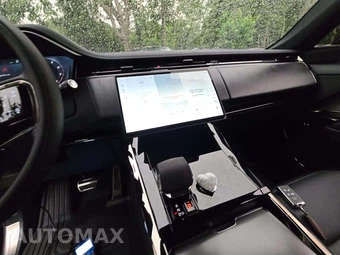 2026 Land Rover Range Rover Sport Dynamic SE – miniatura 10