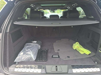 2026 Land Rover Range Rover Sport Dynamic SE - miniatura 11