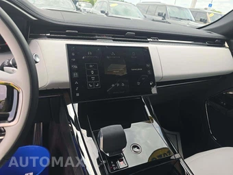 2026 Land Rover Range Rover Sport Dynamic SE – miniatura 7