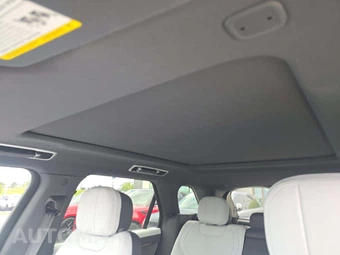 2026 Land Rover Range Rover Sport Dynamic SE – miniatura 8