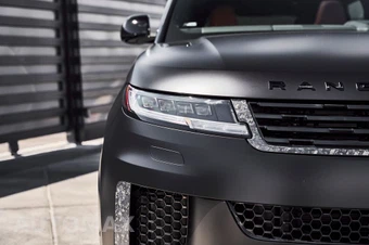 2026 Land Rover Range Rover Sport SV - miniatura 9