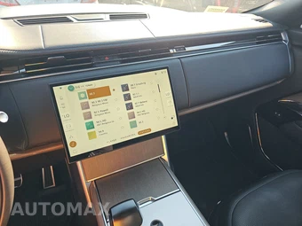 2026 Land Rover Range Rover SV LWB - miniatura 11