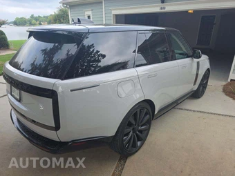 2026 Land Rover Range Rover SV - miniatura 3