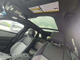 2026 Land Rover Range Rover Velar S - miniatura 12