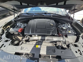 2026 Land Rover Range Rover Velar S - miniatura 15