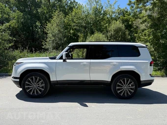 2026 Lexus GX 550 Luxury+ - miniatura 3