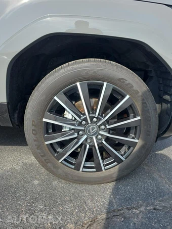 2026 Lexus GX 550 Luxury+ - miniatura 9
