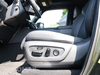 2026 Lexus GX 550 Overtrail+ - miniatura 15