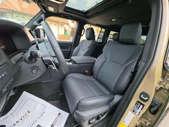 2026 Lexus GX 550 Overtrail+ - miniatura 3