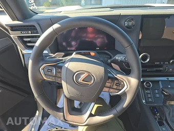 2026 Lexus GX 550 Overtrail+ - miniatura 10