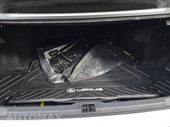 2026 Lexus IS 350 F SPORT Design - miniatura 16