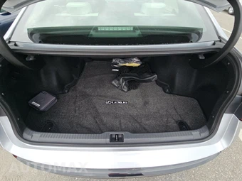 2026 Lexus IS 350 F SPORT - miniatura 16