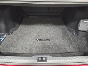 2026 Lexus IS 350 F SPORT - miniatura 16