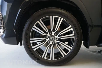 2026 Lexus LX 600 Luxury - miniatura 39