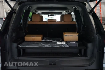 2026 Lexus LX 700h Luxury - miniatura 37