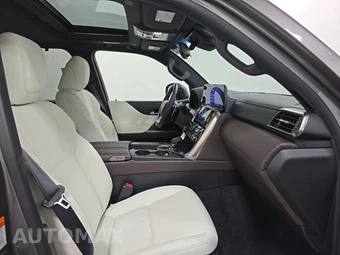 2026 Lexus LX 700h Luxury - miniatura 8