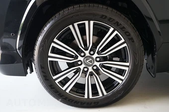 2026 Lexus LX 700h Luxury - miniatura 38